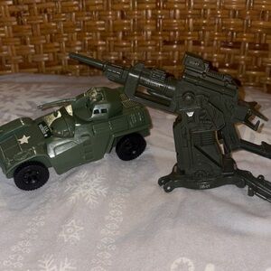 Army Green Toy Vehicle and Cannon Set